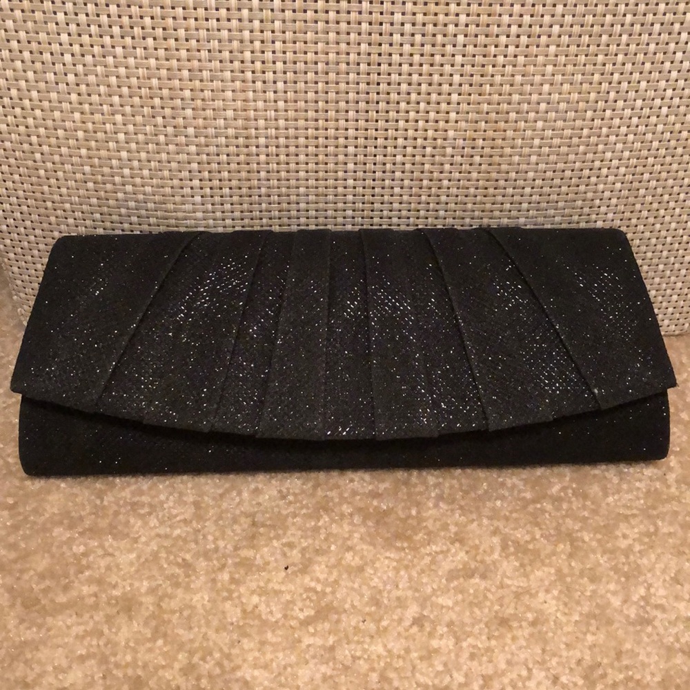 Black sparkle clutch